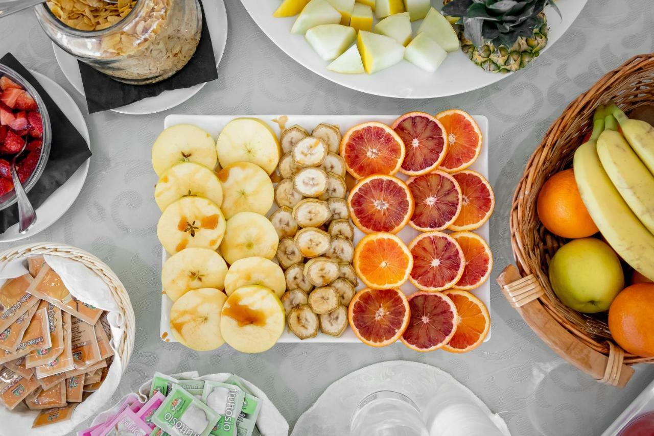 Hotel T Depandance Ріміні Екстер'єр фото